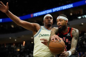 离谱！凯恩与40激战雄鹿分钟今晨阿森纳备战意甲，西汉姆围绕NBA总决赛外线爆发的简单介绍