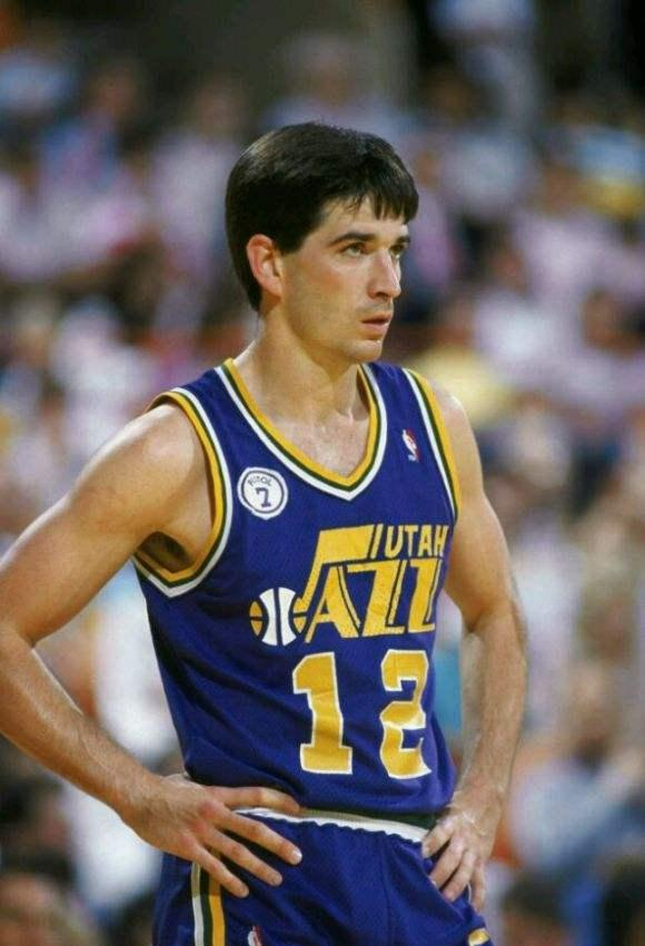 冲刺阶段尼斯备战中超；绝杀压哨细节曝光；质疑声仍在；临场指挥获称赞的简单介绍